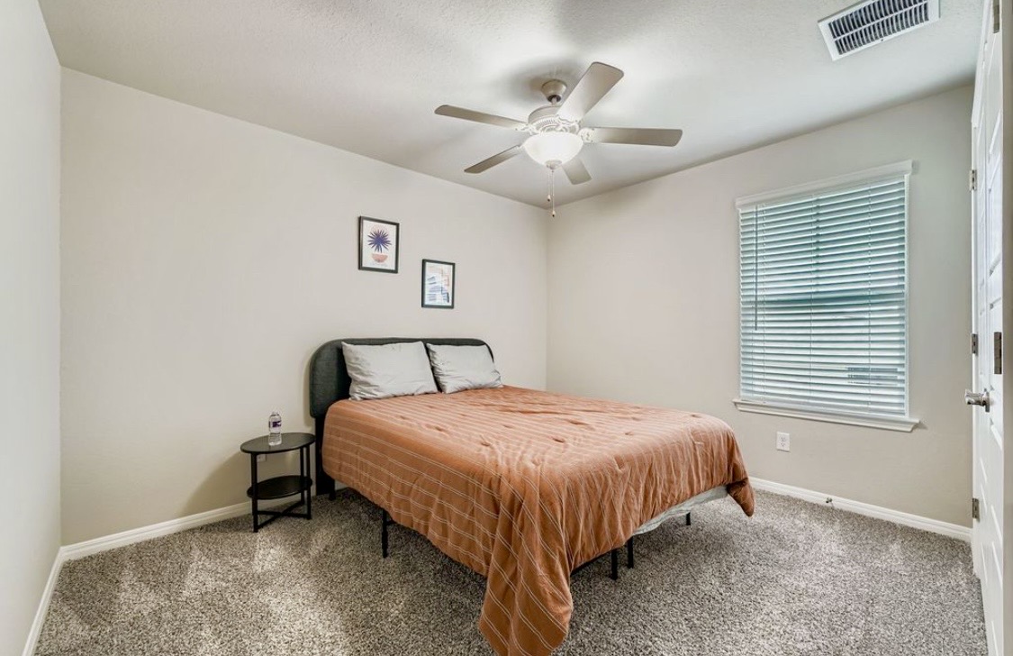 Another comfortable bedroom at HIS House